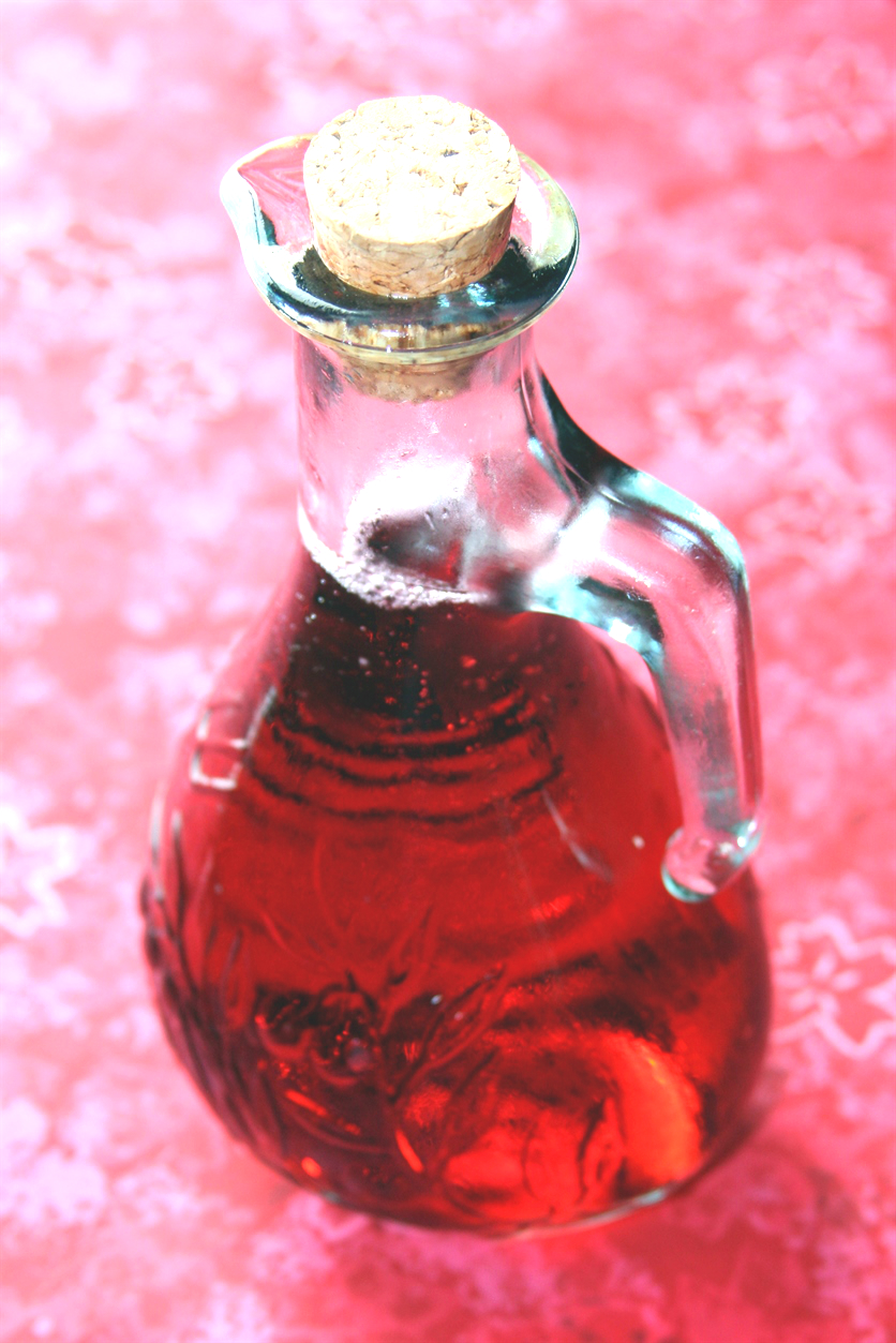 Strawberry Vinegar Crafted Living   Strawberry Vinegar Rev 