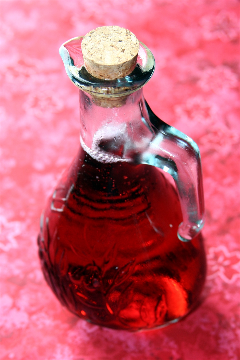 Strawberry Vinegar Crafted Living   Strawberry Vinegar 